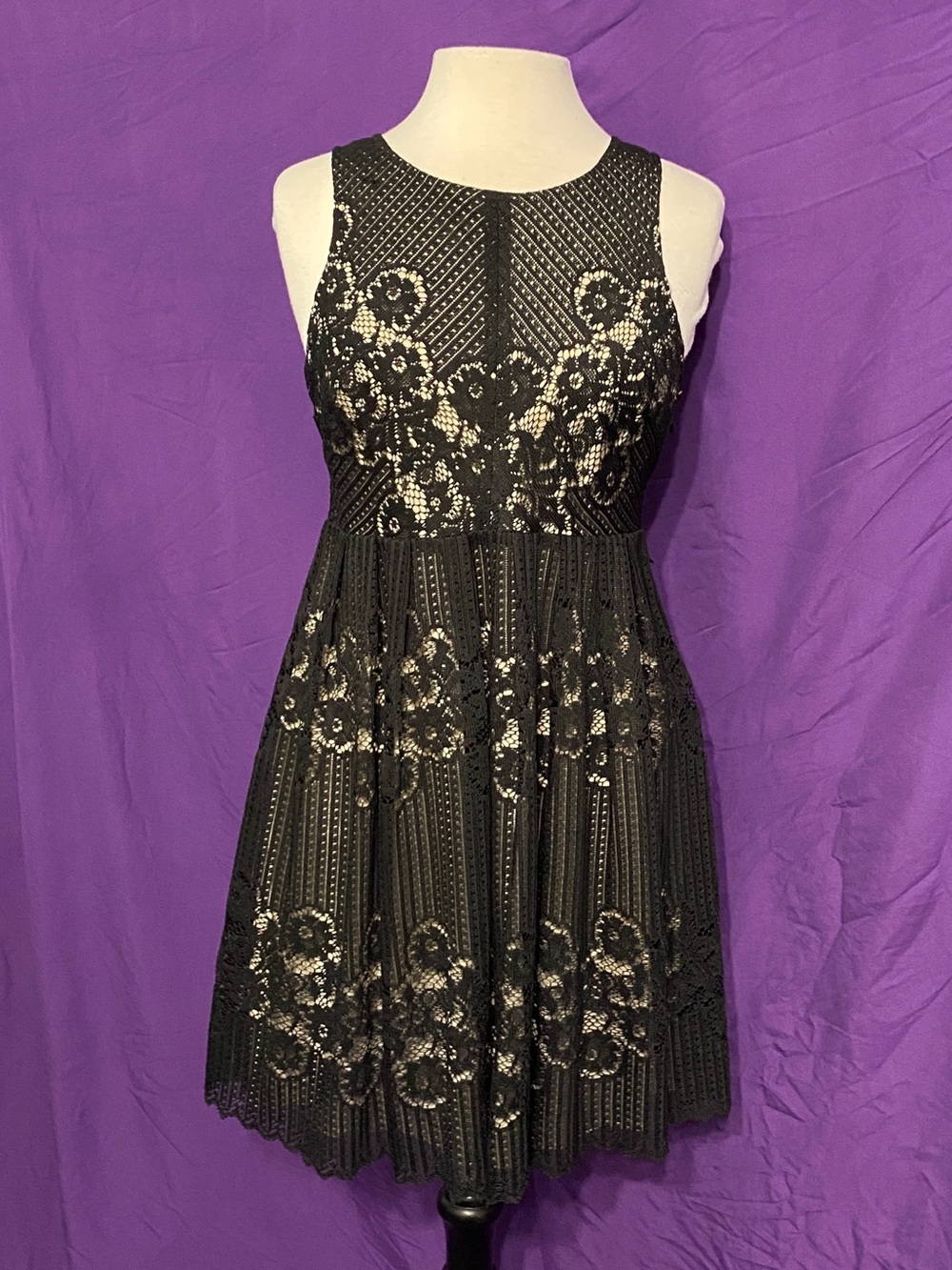 2000s Free People Rocco Black Lace Over Nude Cutout Back Midi Dress. Size 8.